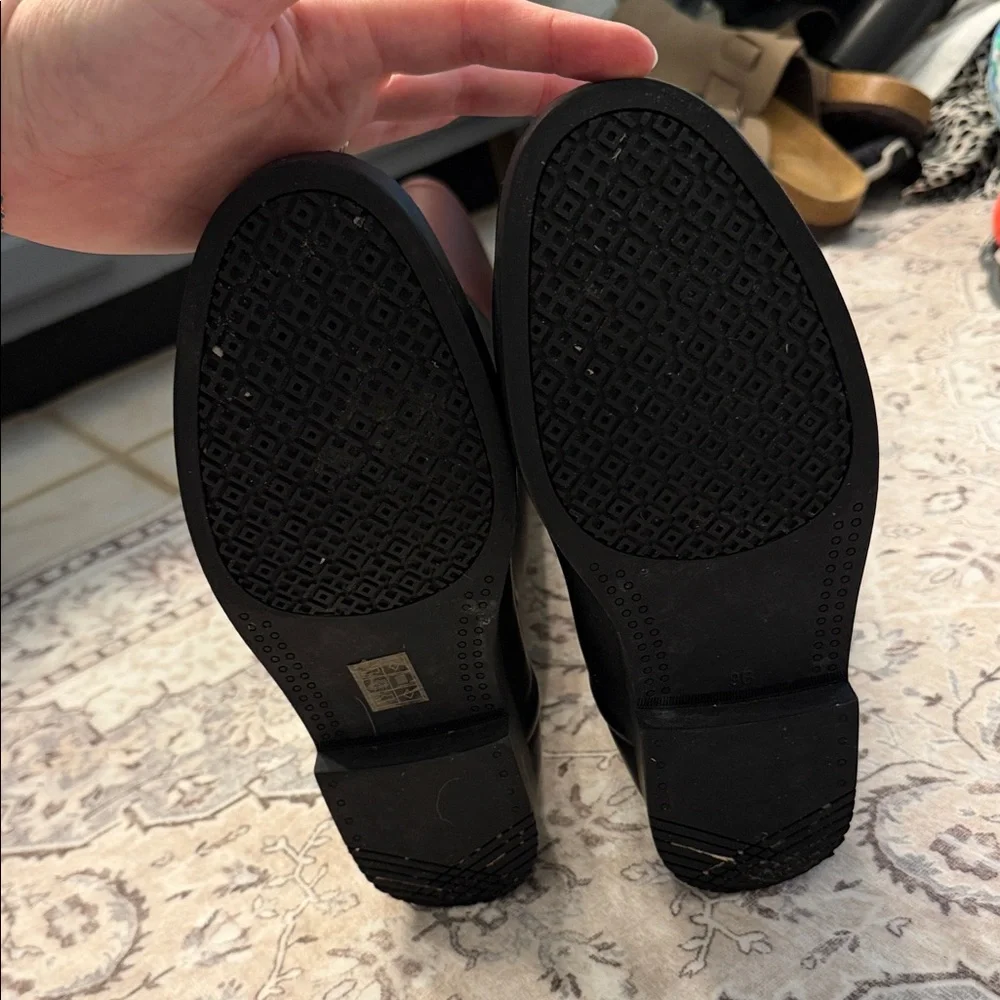 Tory Burch classic tall